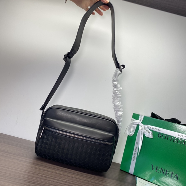 ボッテガヴェネタバッグ角部分ディテール